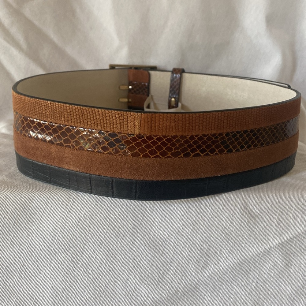 White House Black Market Belt Black with cognac suede/python detail - Picture 2 of 4